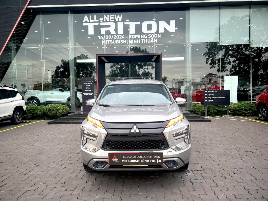 Hình ảnh xe Xpander Premium Xám Bạc 2024