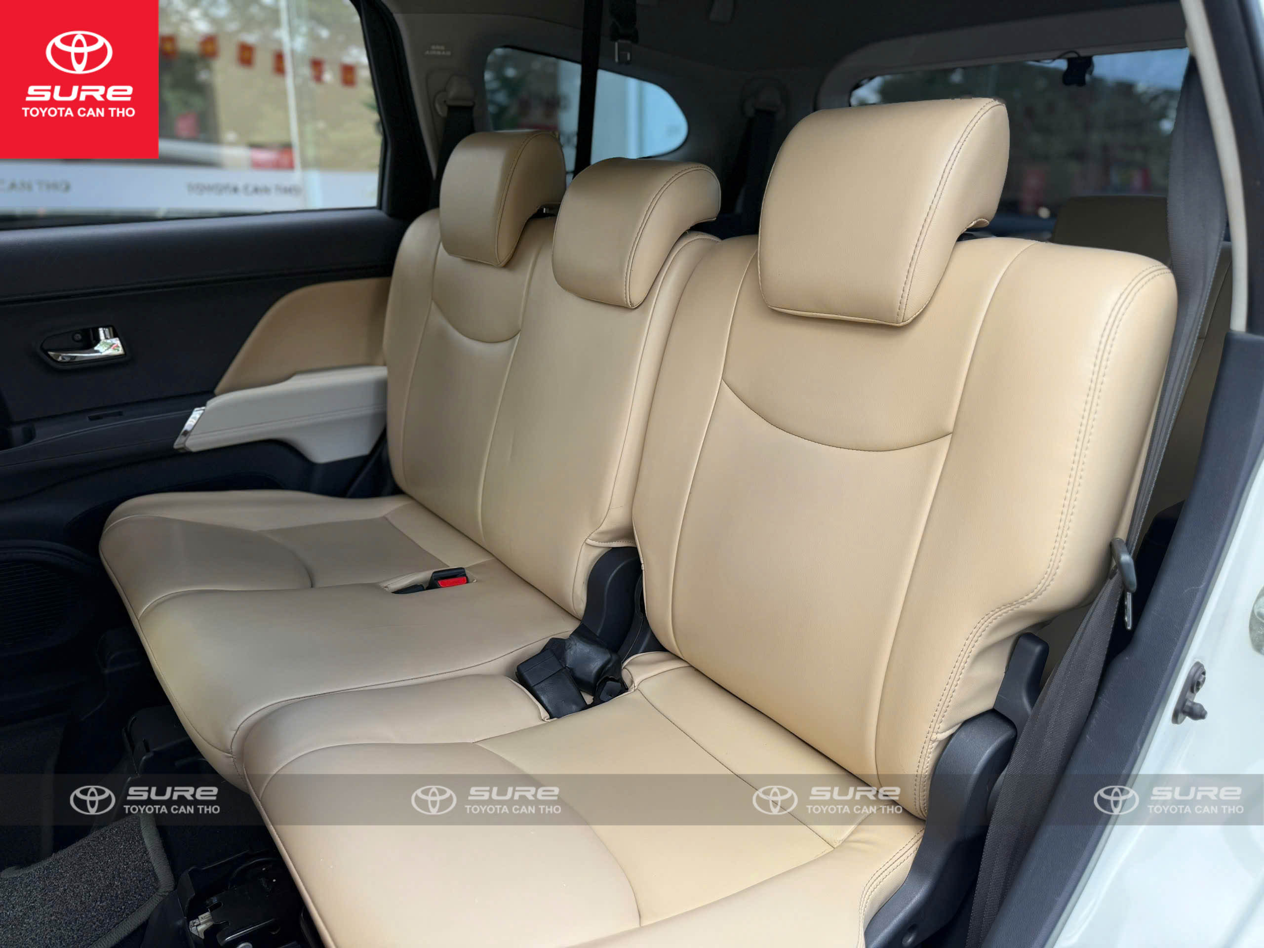 Hình ảnh xe TOYOTA RUSH S (AT) 2019 - 99,000 KM