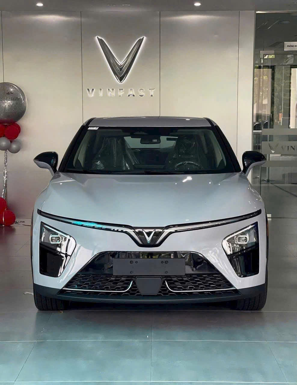 Hình ảnh xe VINFAST VF7 ECO- LÀM BẬT LÊN CHẤT RIÊNG CỦA BẠN