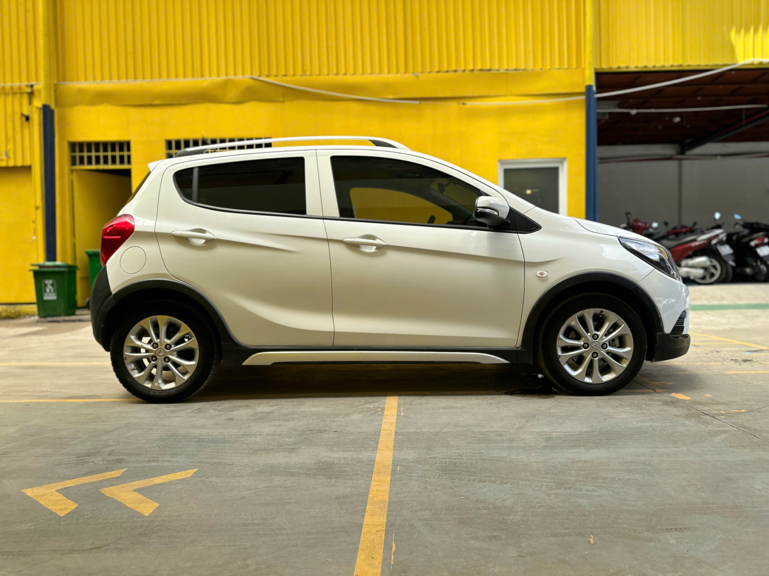 Hình ảnh xe VINFAST FADIL 2022 - 33.000KM