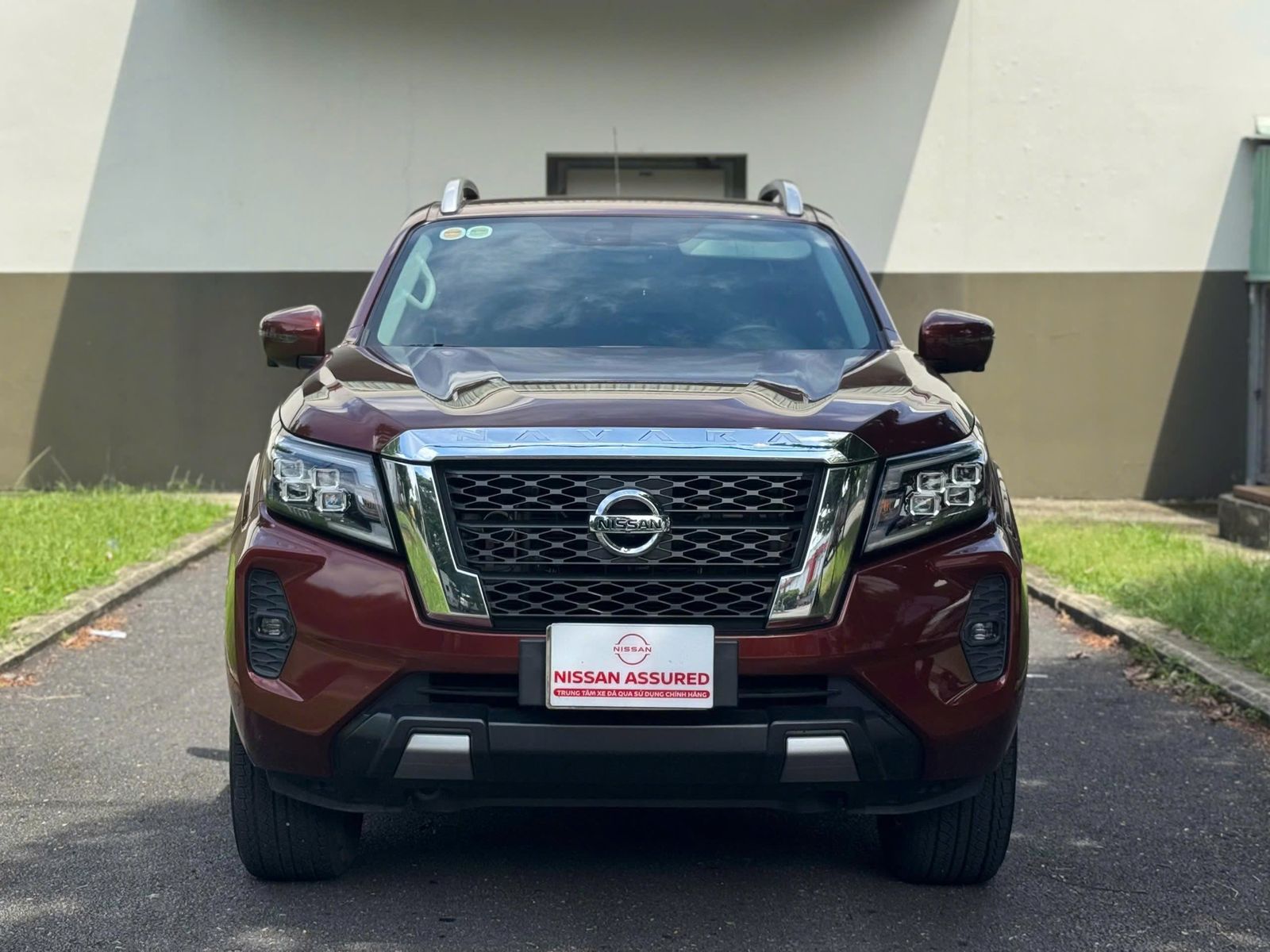 Hình ảnh xe NISSAN NAVARA VL 4x4 ( xe 2 cầu).