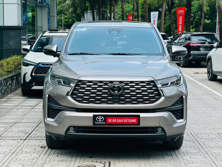 Hình ảnh xe TOYOTA INNOVA CROSS HEV 2024 - 1.100 KM
