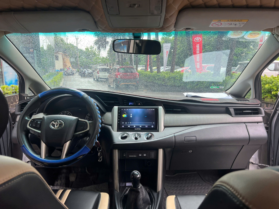 Hình ảnh xe TOYOTA INNOVA 2017 2.0MT - 16 VẠN