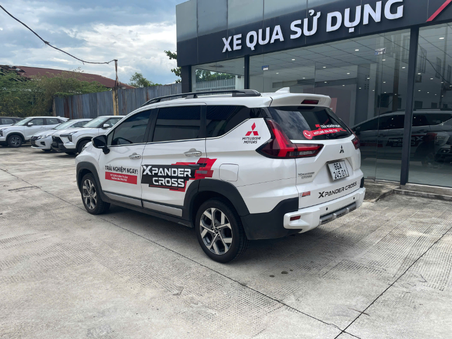 Hình ảnh xe XE LƯỚT - XPANDER CROSS SỐ TỰ ĐỘNG 7 CHỖ