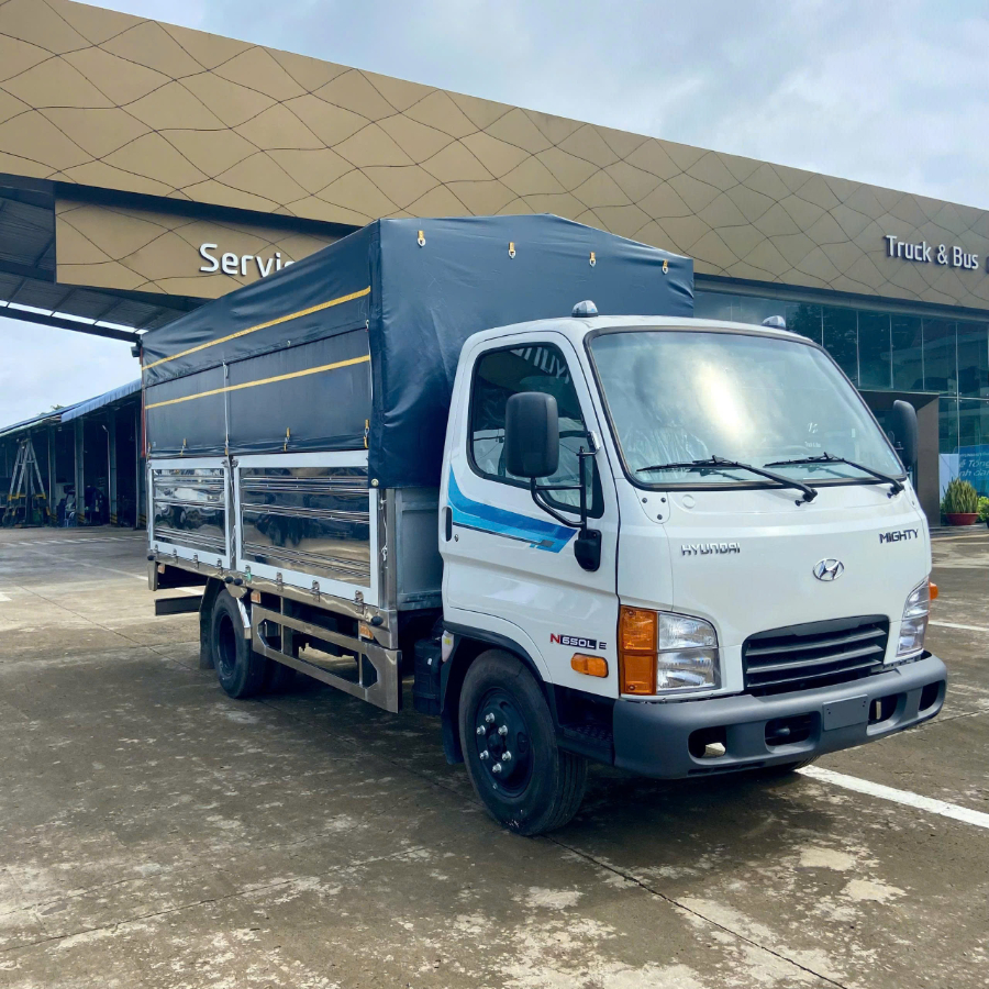 Hình ảnh xe HYUNDAI MIGHTY N650L - THÙNG MUI BẠT