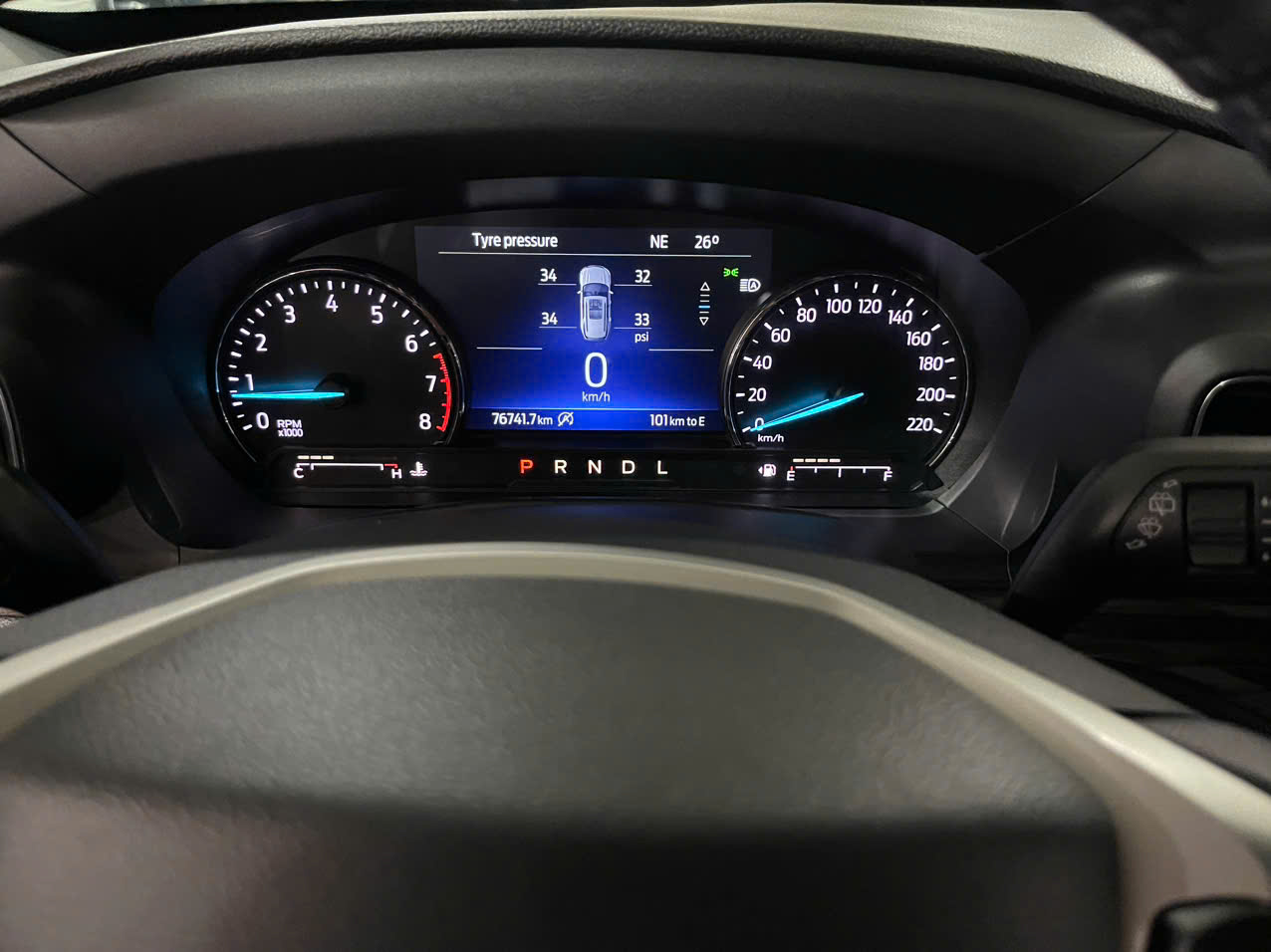 Hình ảnh xe FORD EXPLORER 2021 - 76000 KM