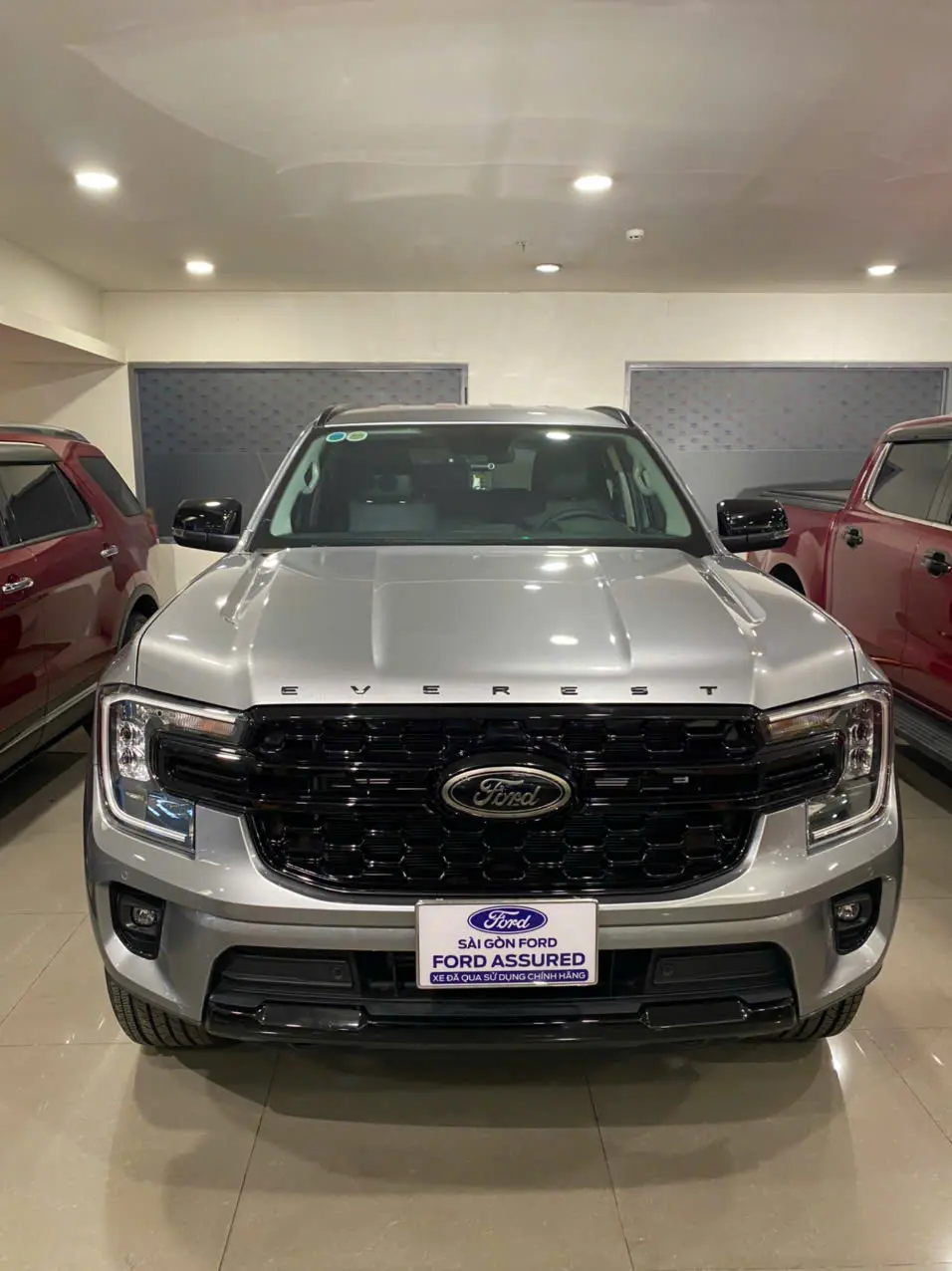 Hình ảnh xe FORD EVEREST SPORT 2023 - 15.800 KM