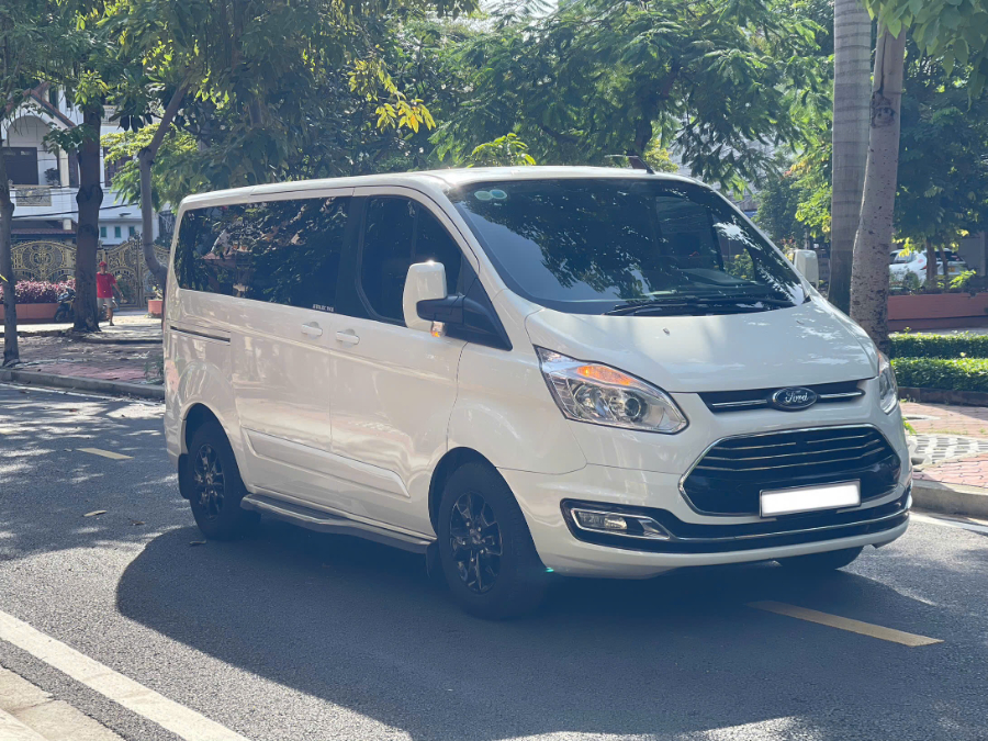 Hình ảnh xe TOURNEO DCAR LIMITED 2021 - 69.700 KM