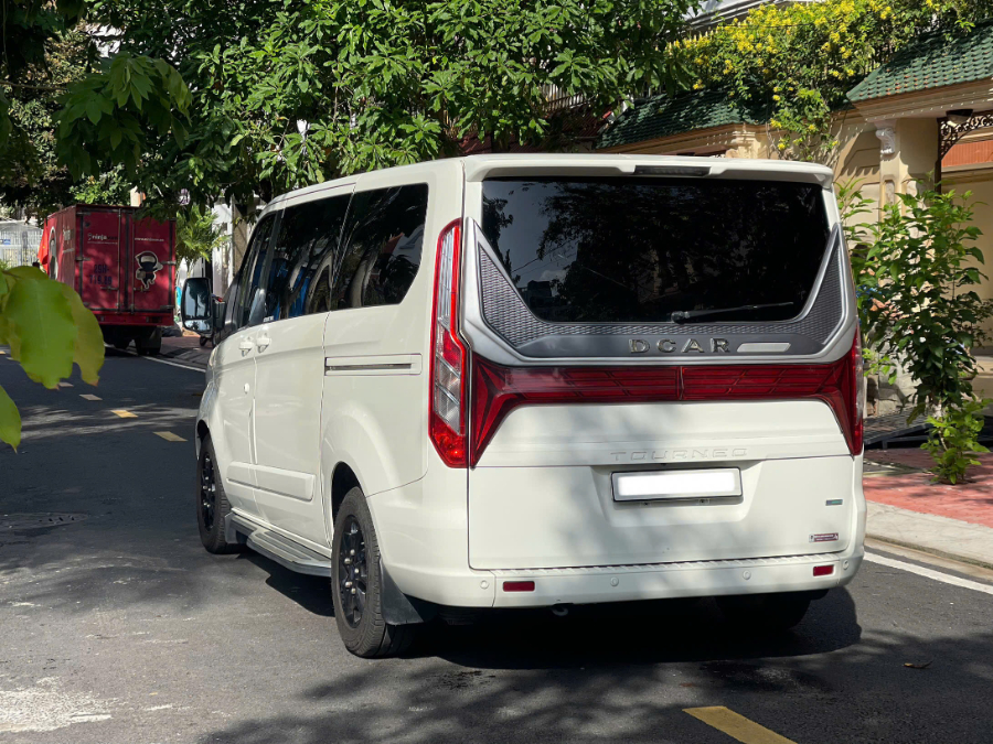 Hình ảnh xe TOURNEO DCAR LIMITED 2021 - 69.700 KM
