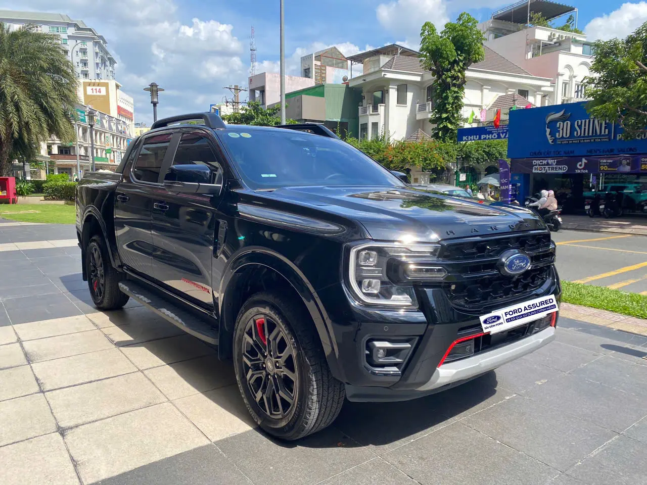 Hình ảnh xe FORD RANGER STORM TRAK 2025 - 3300 KM