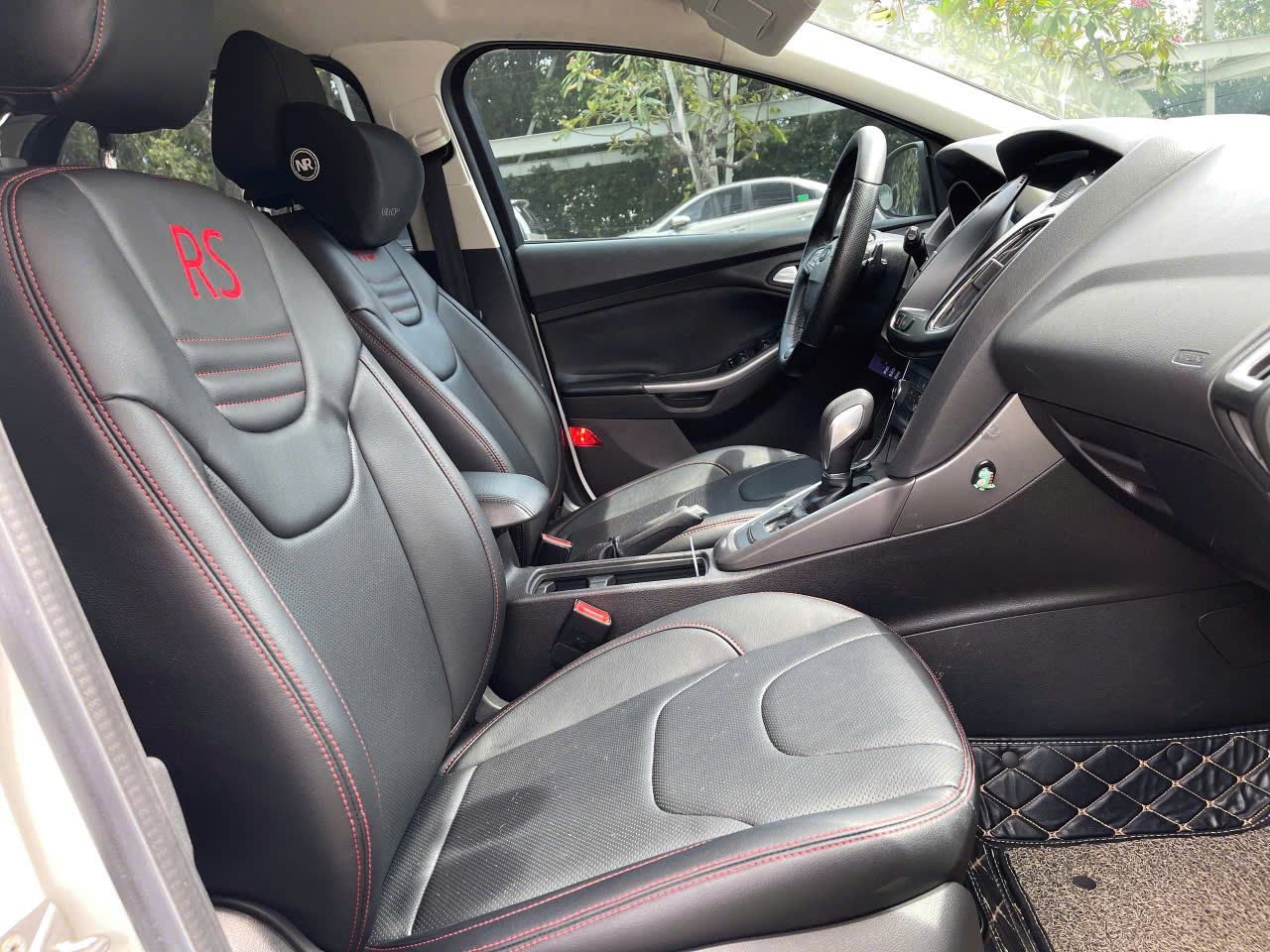 Hình ảnh xe FORD FOCUS 2018 - 68.000KM