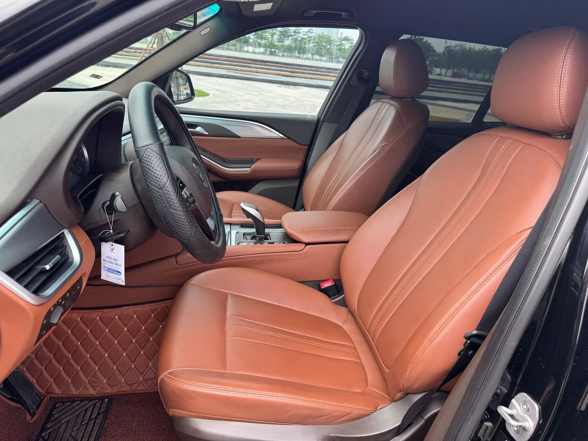 Hình ảnh xe Lux Sa Pre 2020 đi 8,8 vạn 1 chủ full lịch sử hãng