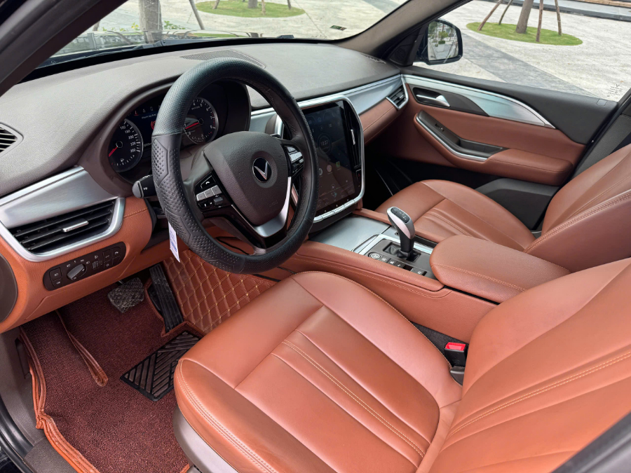 Hình ảnh xe Lux Sa Pre 2020 đi 8,8 vạn 1 chủ full lịch sử hãng