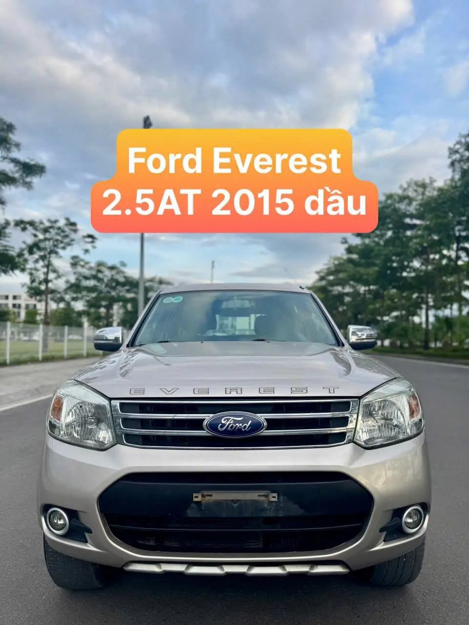 Hình ảnh xe Bán xe Ford Everest 2.5AT – Sản xuất 2015 – Máy dầu