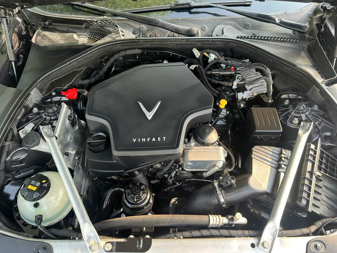 Hình ảnh xe 🚘 VinFast Lux A2.0 Turbo Premium 2020 – Sang trọng chuẩn Đức, đẳng cấp người Việt!