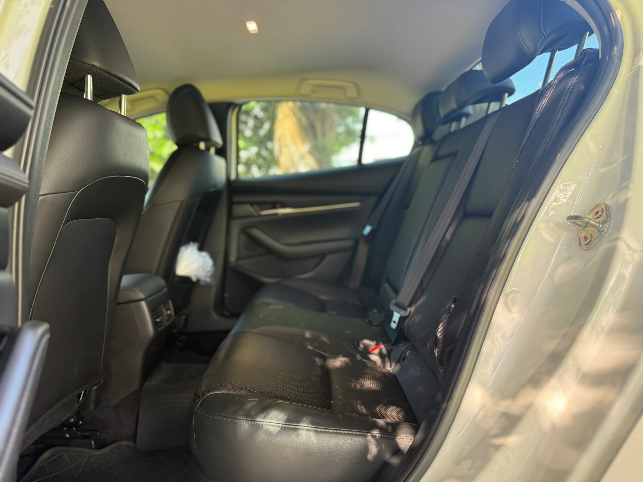 Hình ảnh xe Mazda 3 Luxury 1.5AT 2022 Trắng