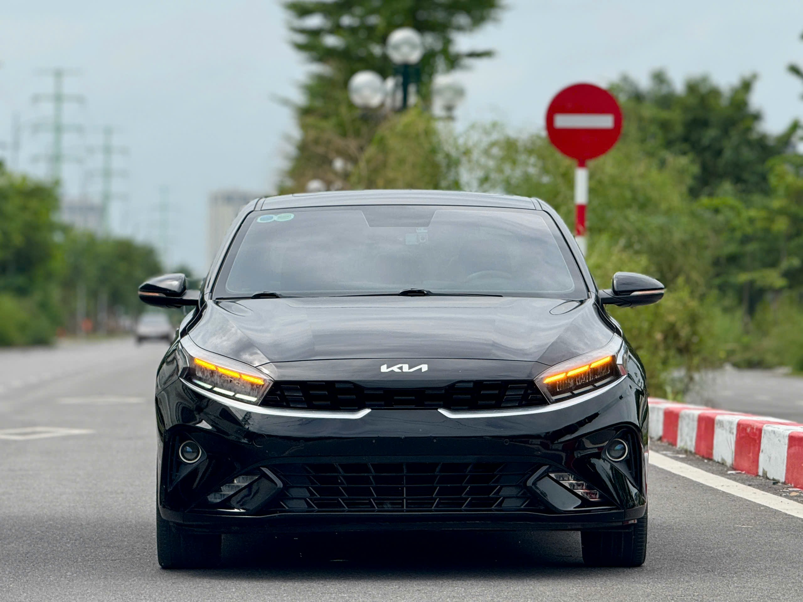 Hình ảnh xe KIA K3 2.0AT Premium 2022, Đen