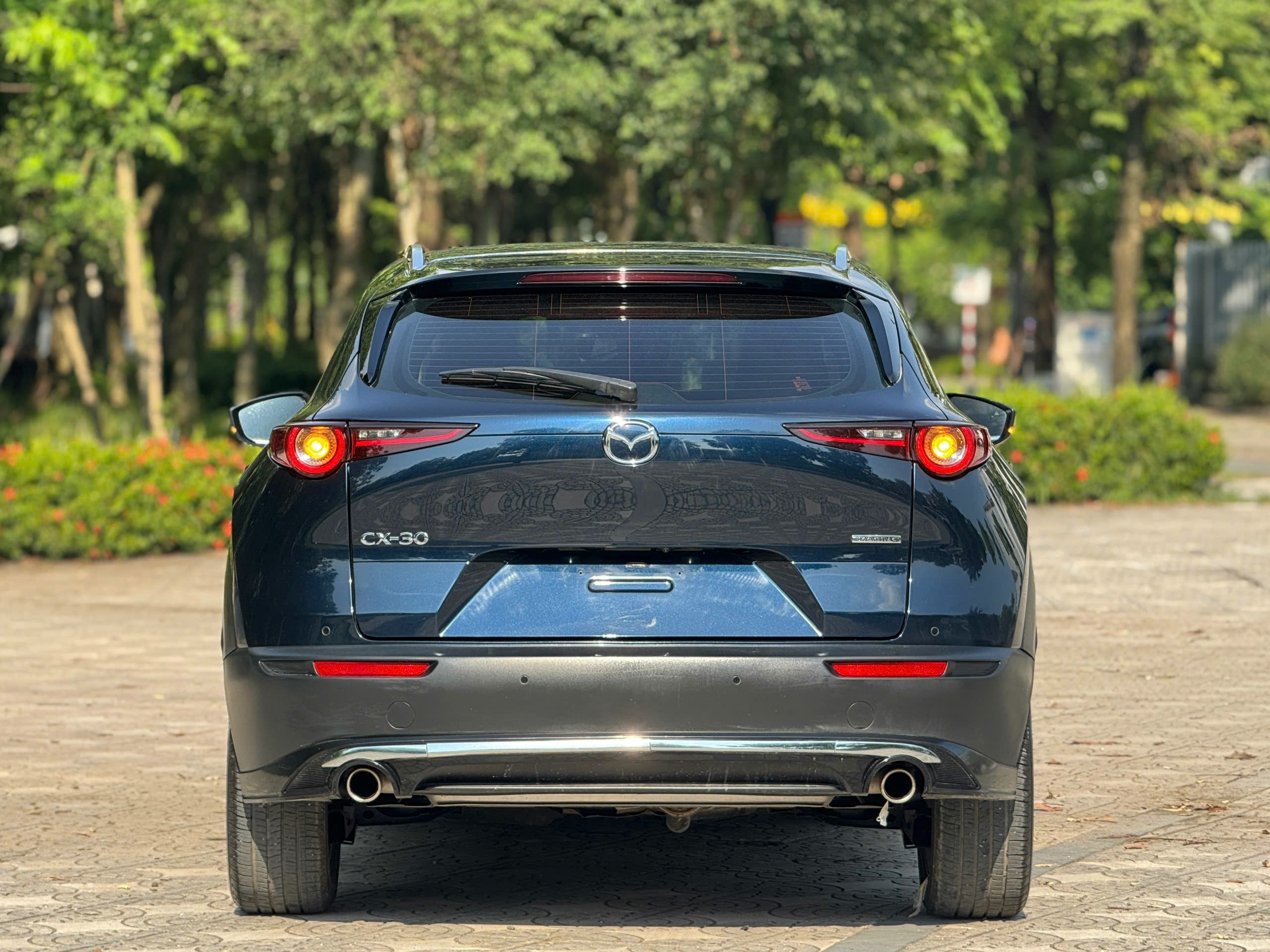 Hình ảnh xe Mazda Cx30 2.0AT Premium 2022 Xanh Đen