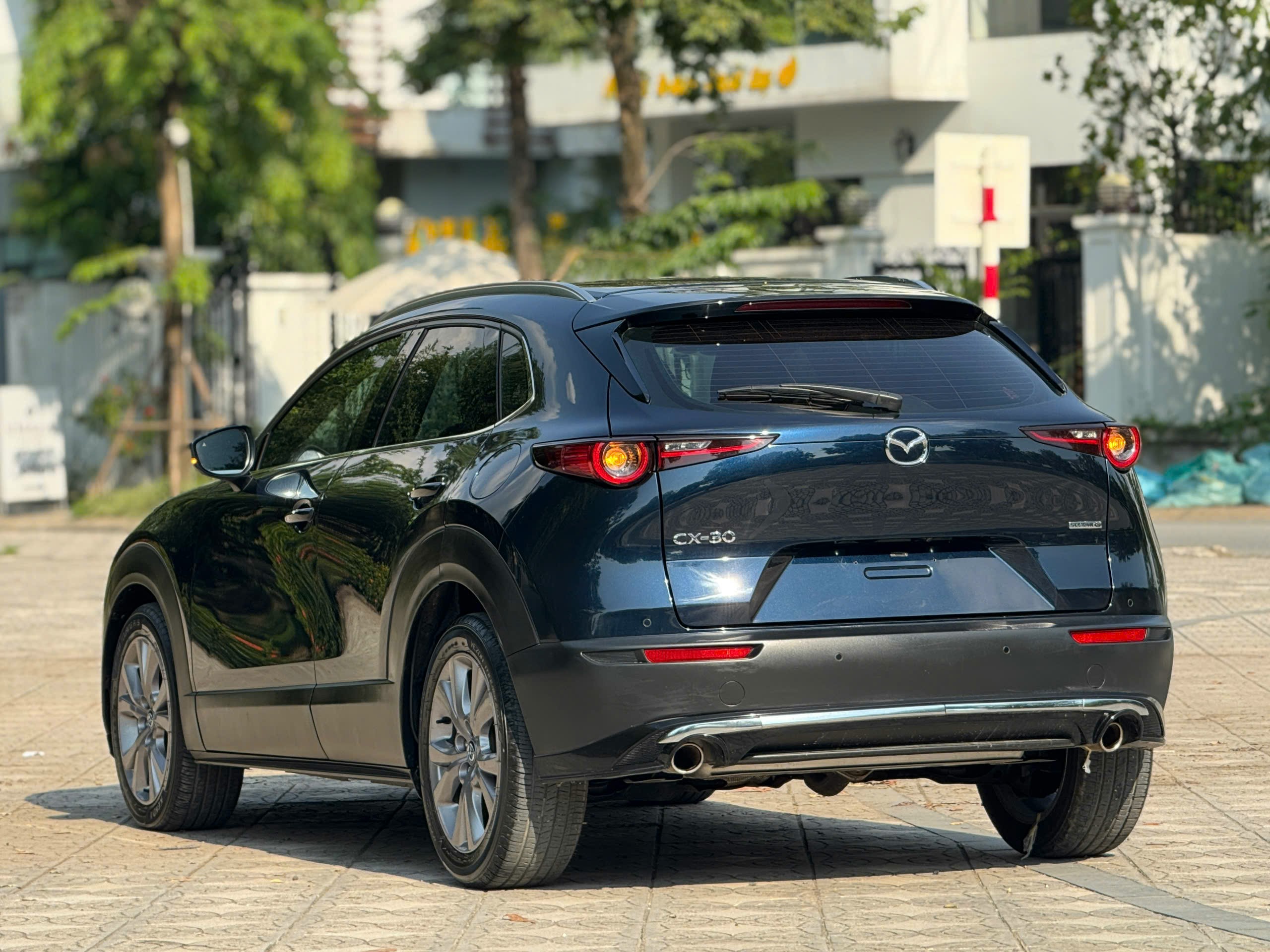 Hình ảnh xe Mazda Cx30 2.0AT Premium 2022 Xanh Đen