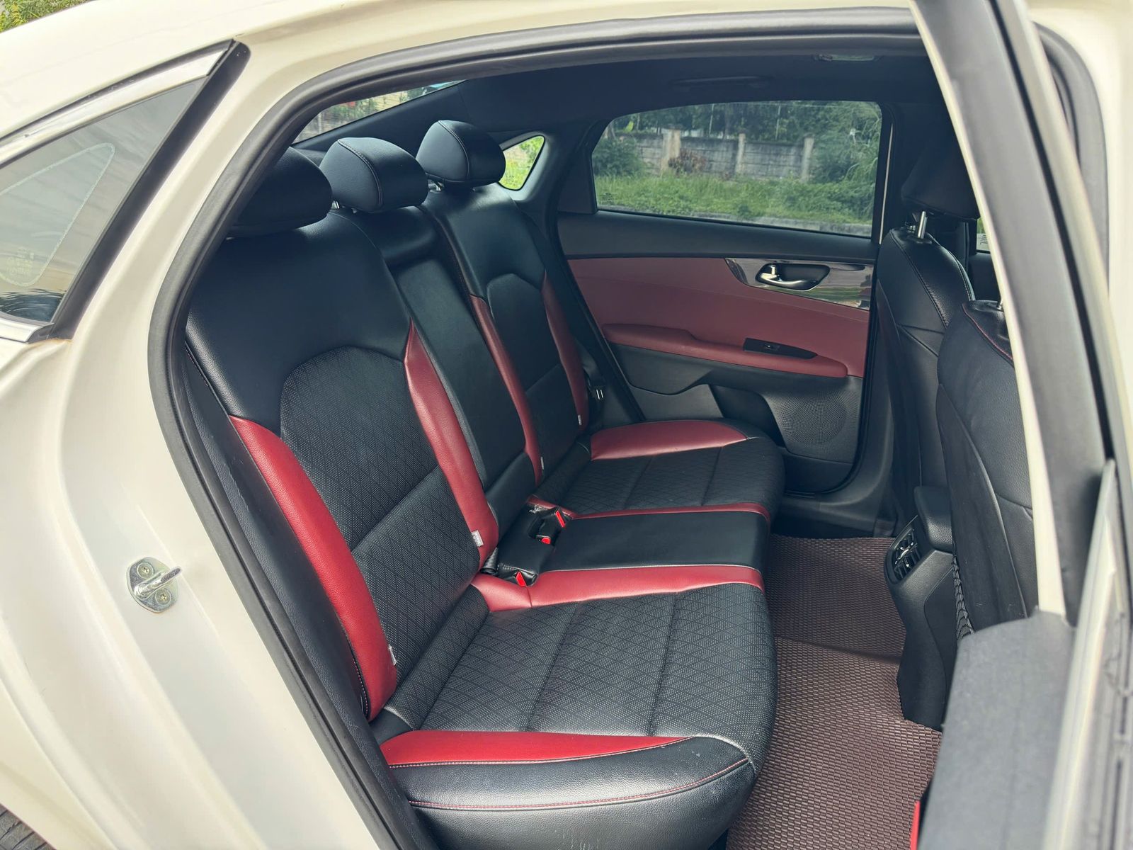 Hình ảnh xe Kia Cerato 2.0AT Premium 2021, Trắng