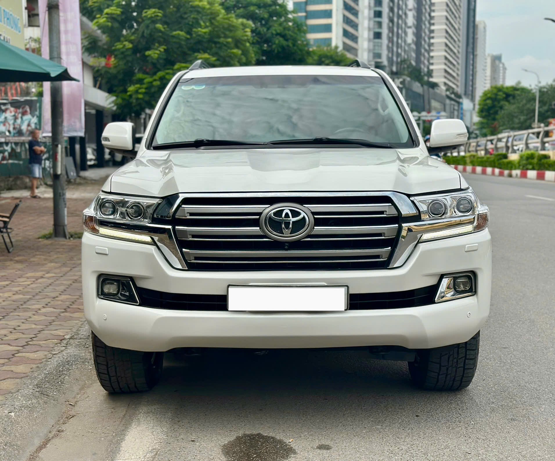 Hình ảnh xe Toyota Landcruiser VX 2016- 140.000km