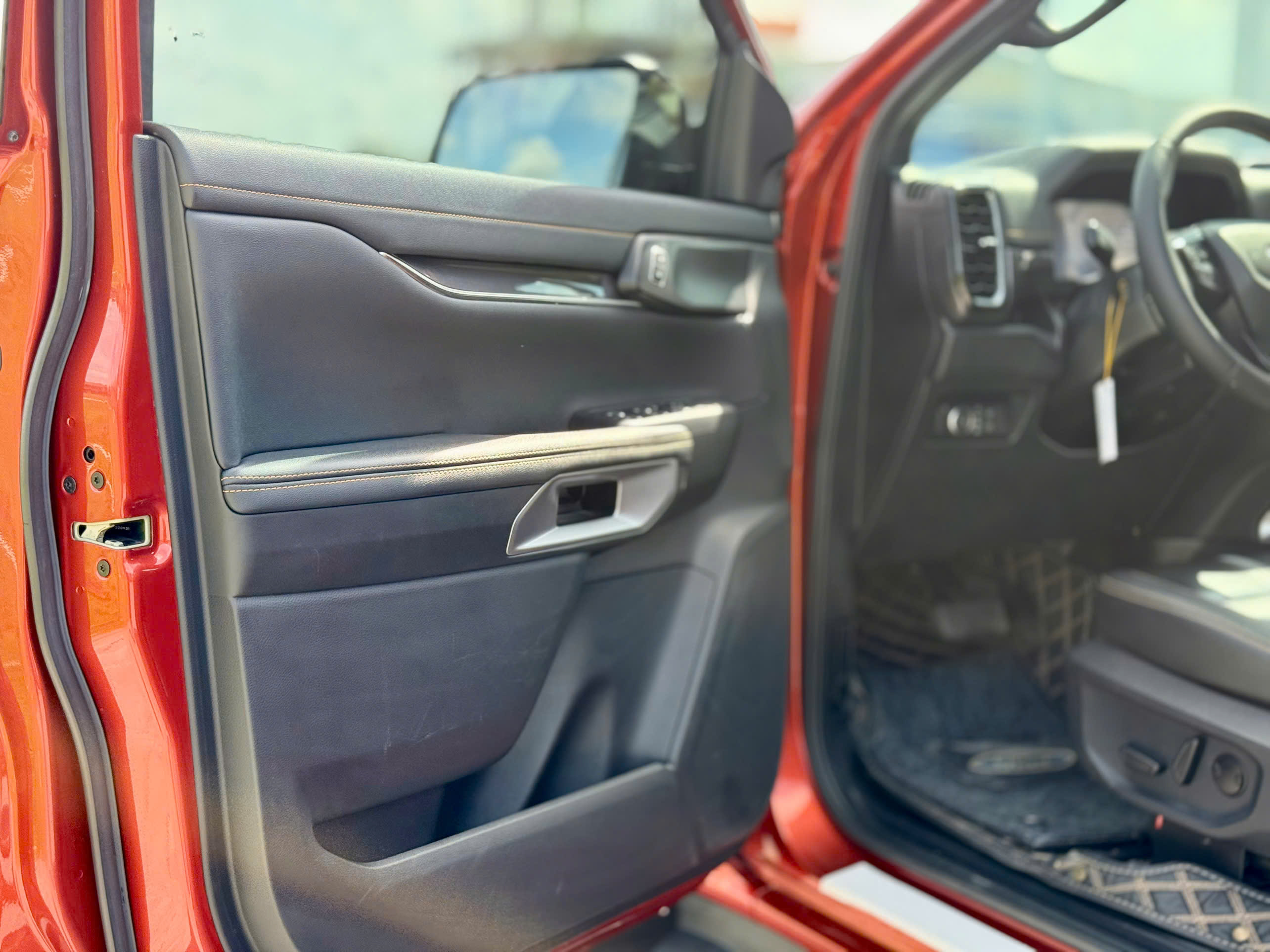 Hình ảnh xe FORD WILDTRAK 2.0L 4x4 2022- 56.000KM