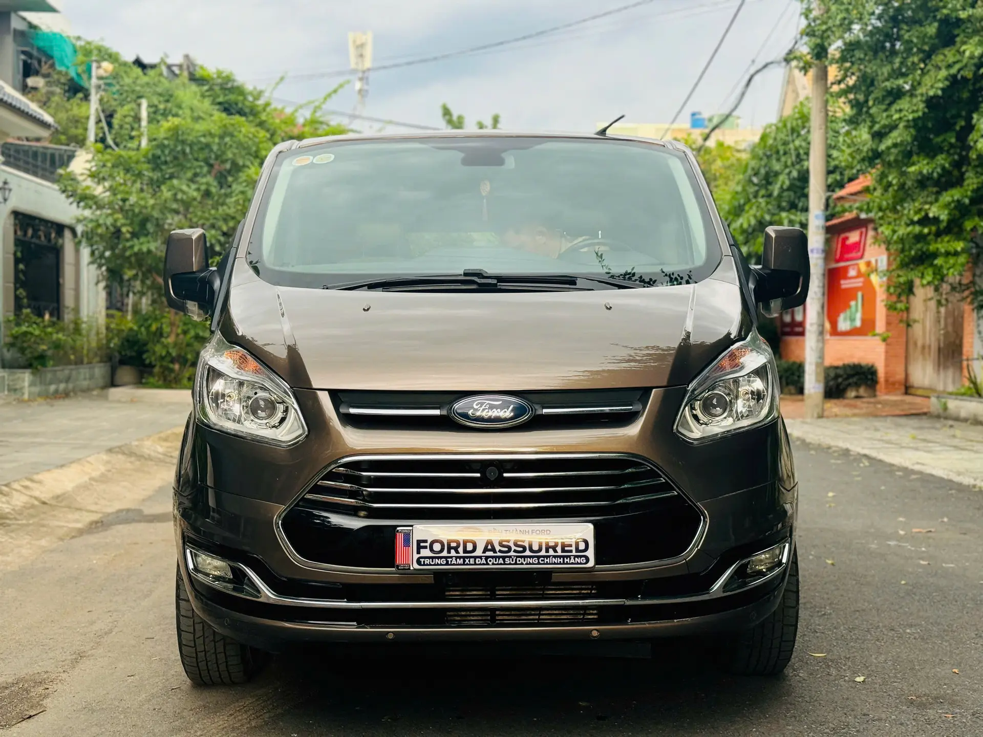 Hình ảnh xe FORD TOURNEO TITANIUM 2019 65.000KM