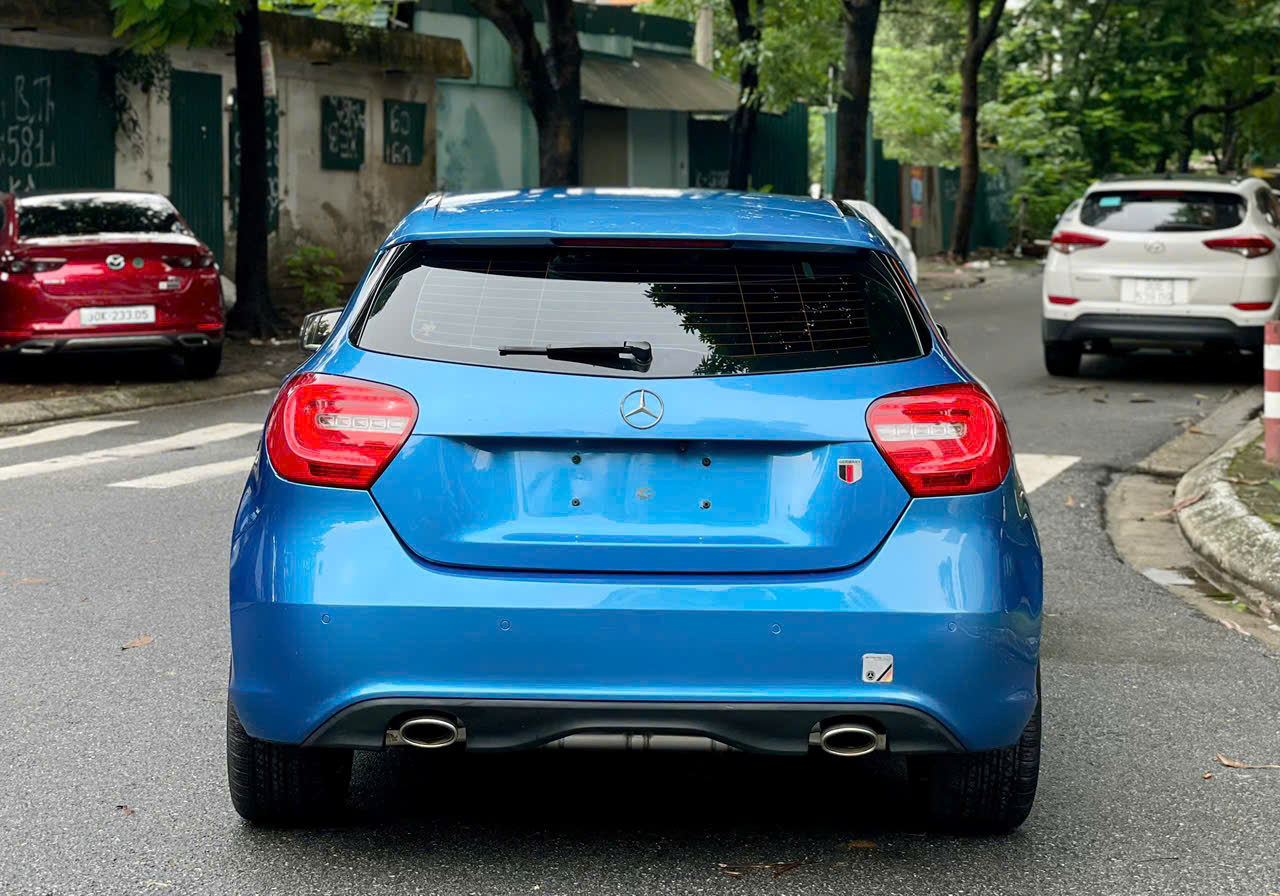 Hình ảnh xe MERCEDES-BENZ A-CLASS  A200 2013 - 100.000KM