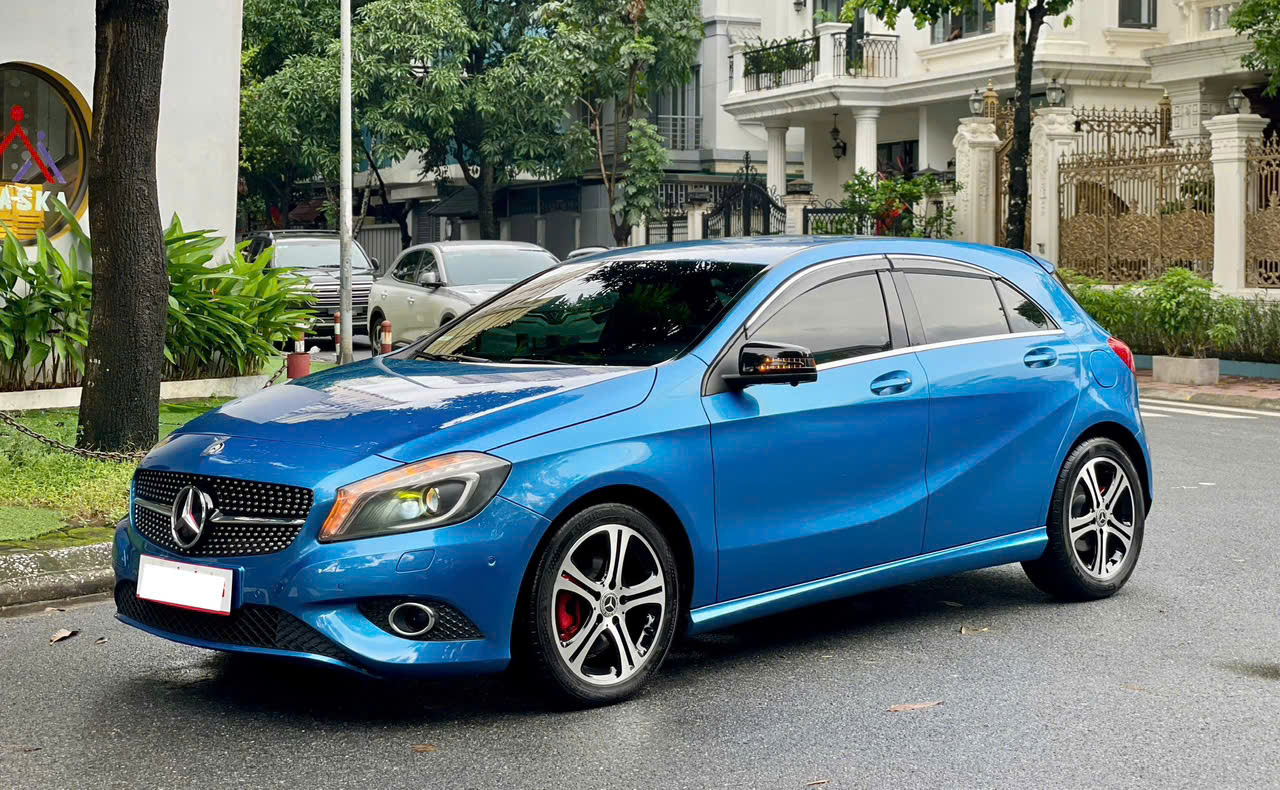 Hình ảnh xe MERCEDES-BENZ A-CLASS  A200 2013 - 100.000KM