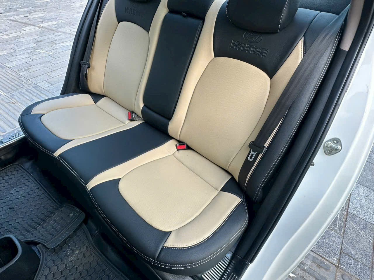 Hình ảnh xe Hyundai i10 sx 2019 số sàn bản thiếu xe bao zin