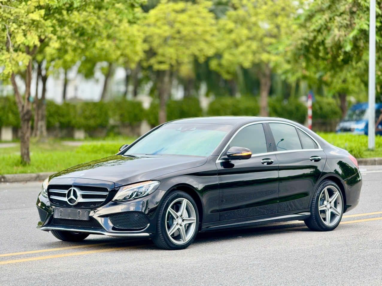 Hình ảnh xe MERCEDES-BENZ C-CLASS C300 AMG 2016