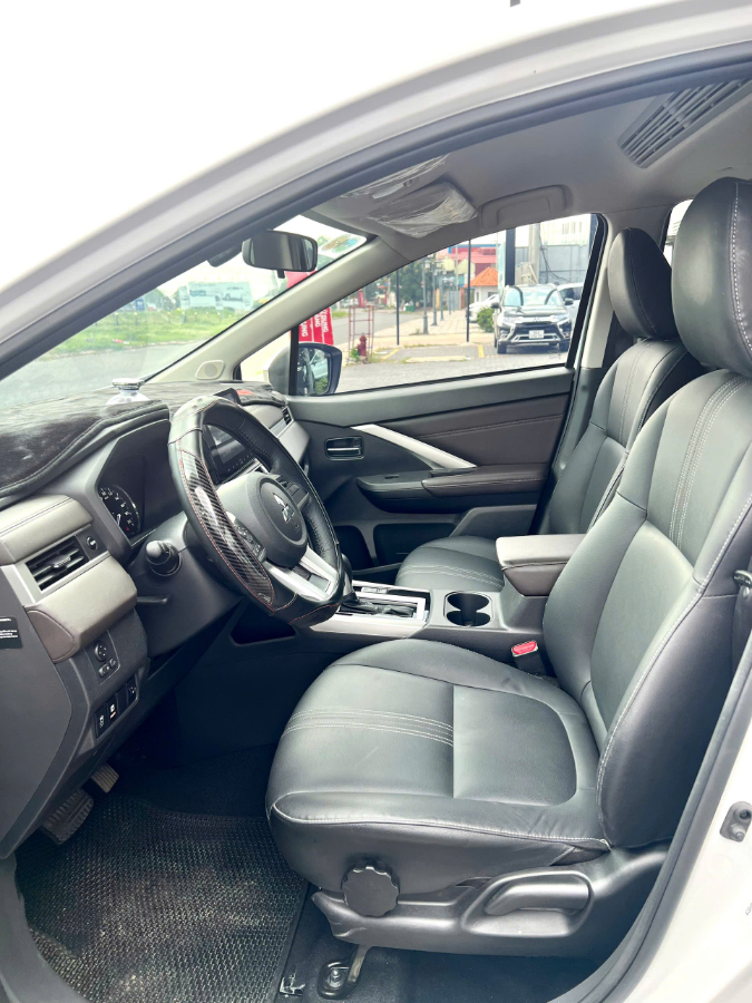 Hình ảnh xe VỪA VỀ 1 XE SIÊU LƯỚT 2025 XPANDER PREMIUM