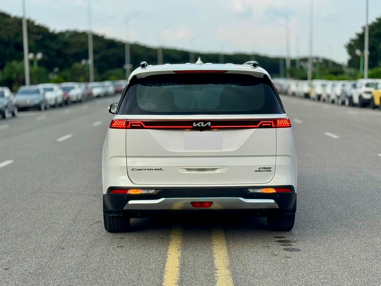 Hình ảnh xe Carnival 2.2D signature 2021 odo 76.000km