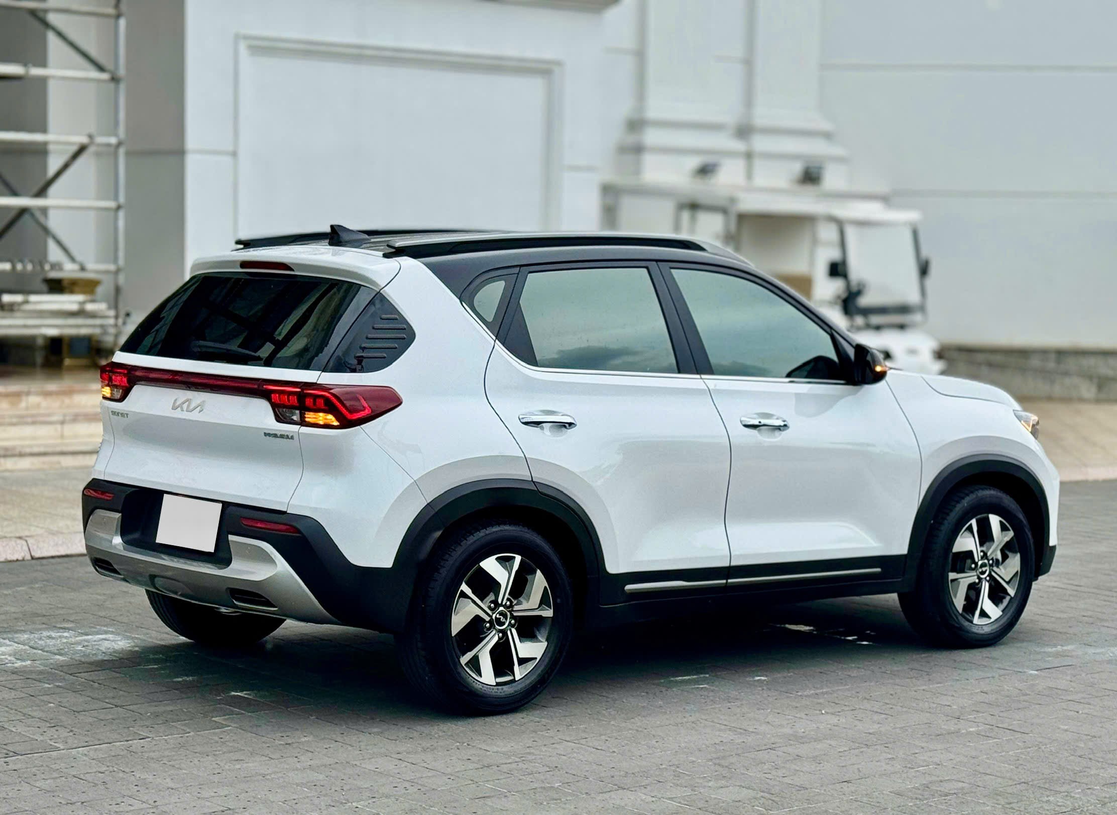 Hình ảnh xe Sonet 1.5 premium 2023 odo 2,5v km zin