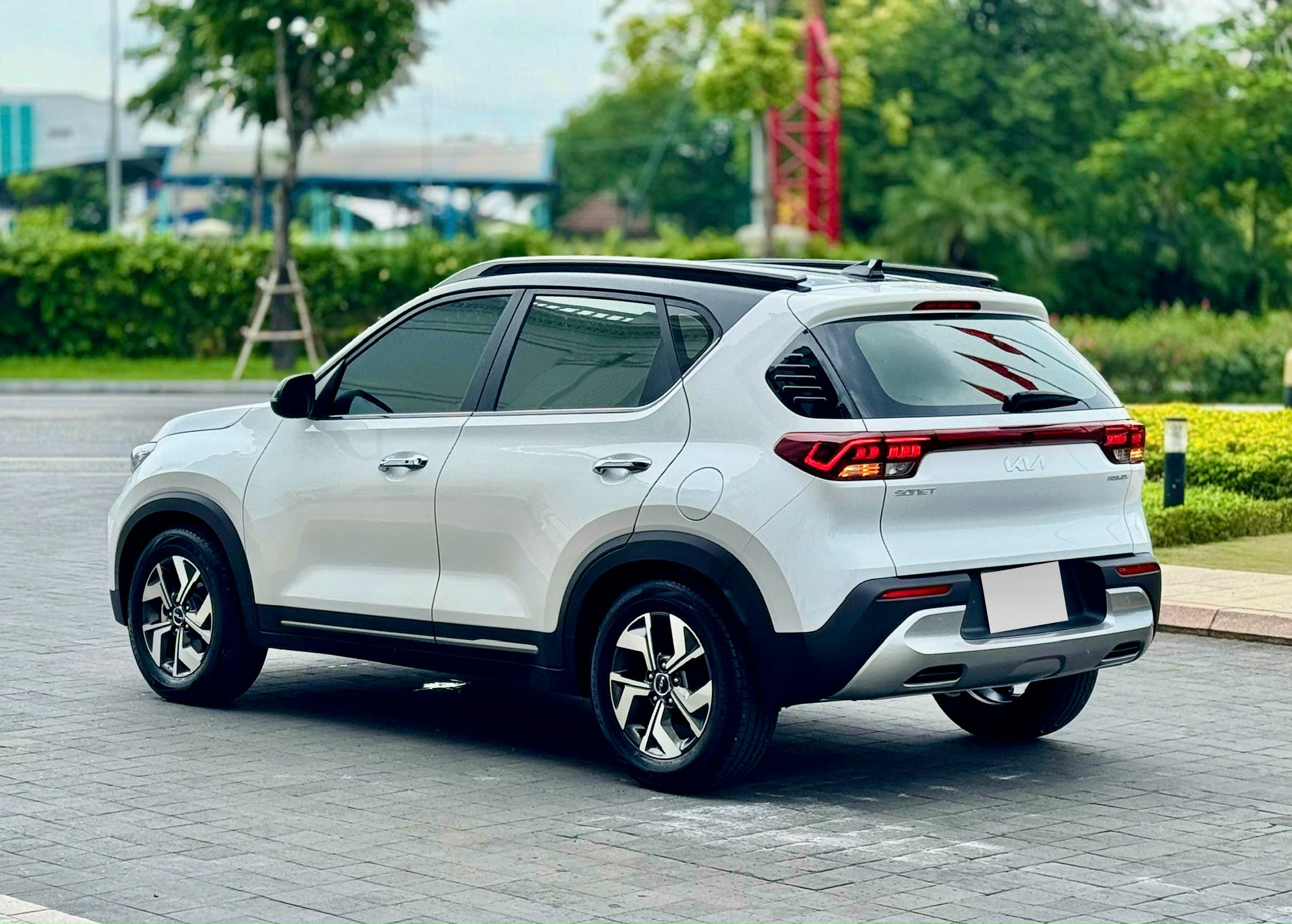 Hình ảnh xe Sonet 1.5 premium 2023 odo 2,5v km zin