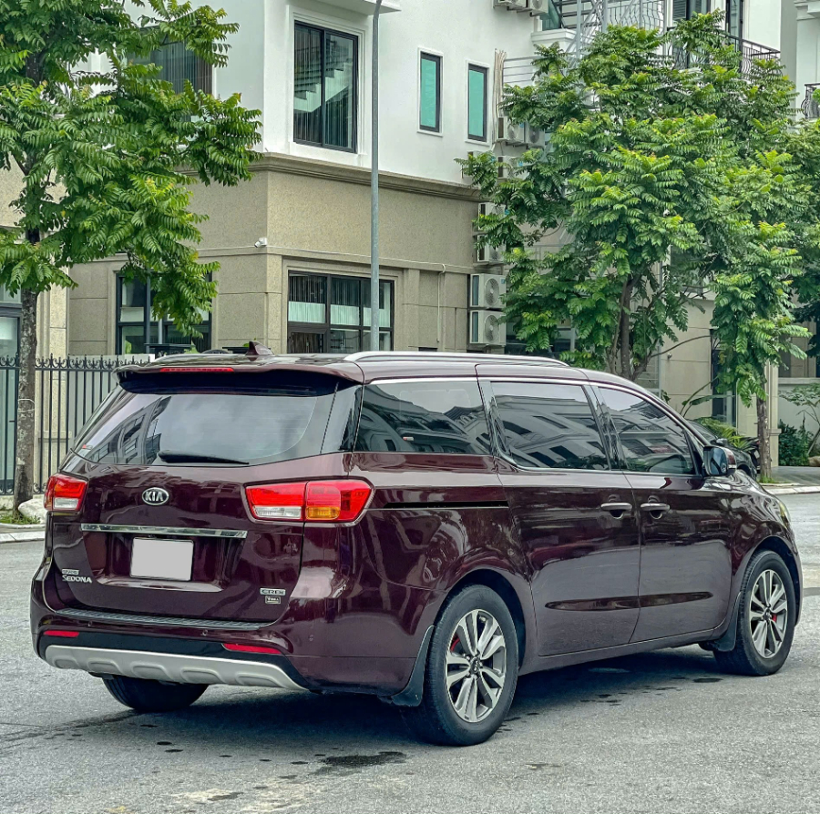 Hình ảnh xe Sedona 2016 Full dầu 1 chủ từ đầu odo 13v km