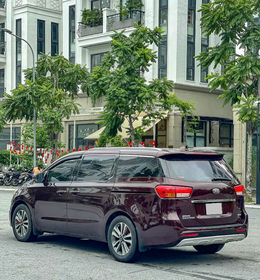 Hình ảnh xe Sedona 2016 Full dầu 1 chủ từ đầu odo 13v km