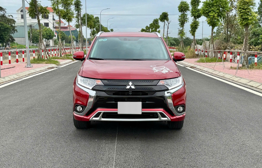 Hình ảnh xe MITSUBISHI OUTLANDER 2.0 2022