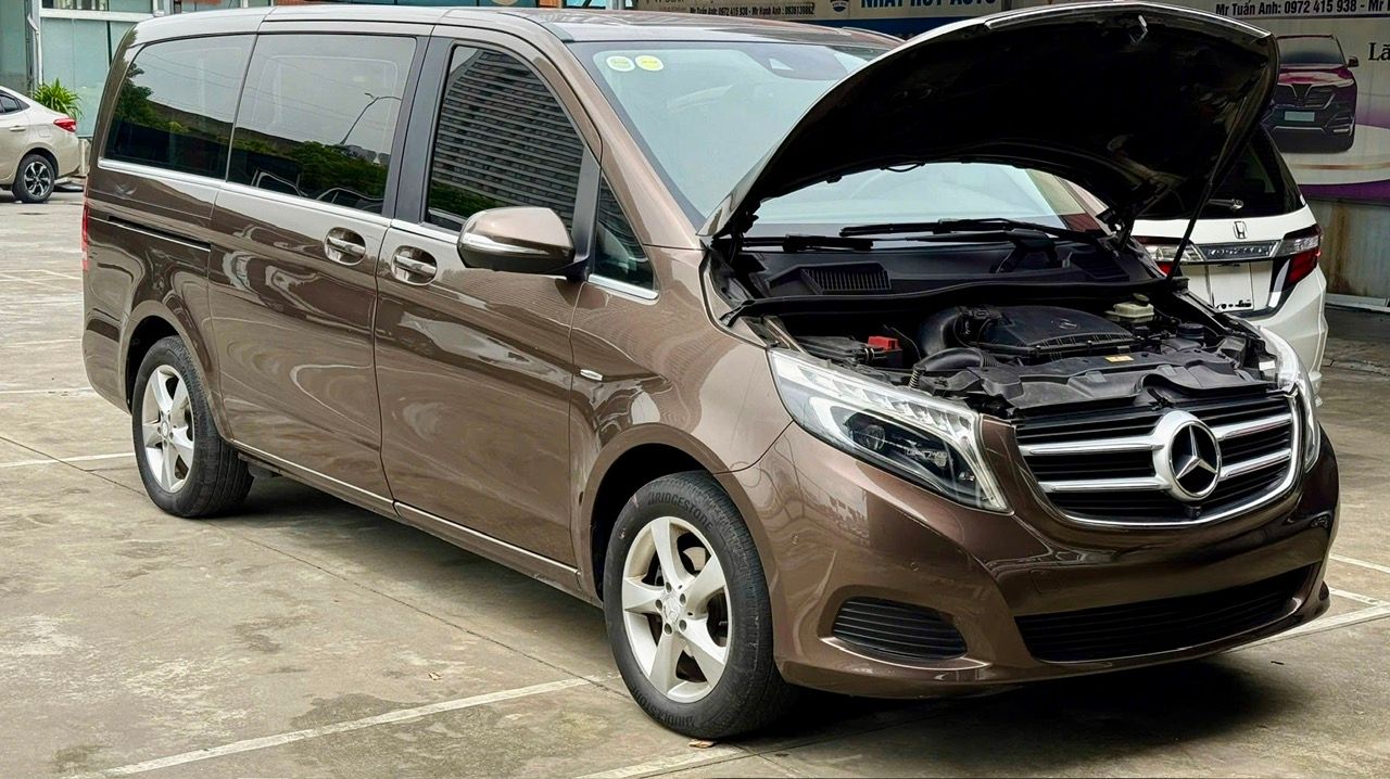 Hình ảnh xe Mercedes V220d sx 2015, máy dầu cực tiết kiệm