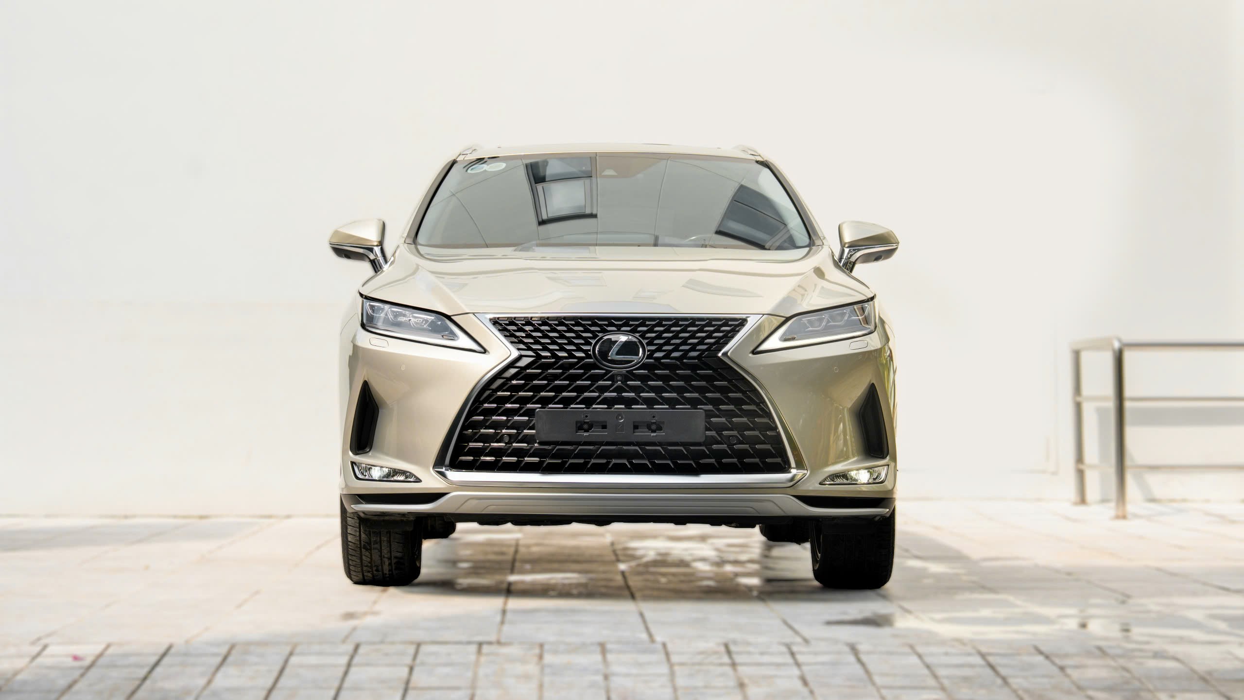 Hình ảnh xe Lexus RX350 2021 be/nâu odo 10.000km