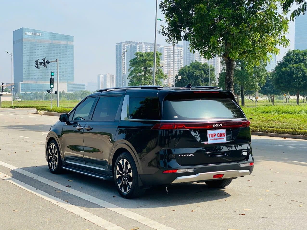 Hình ảnh xe KIA CARNIVAL PREMIUM 2022 - 60.000KM