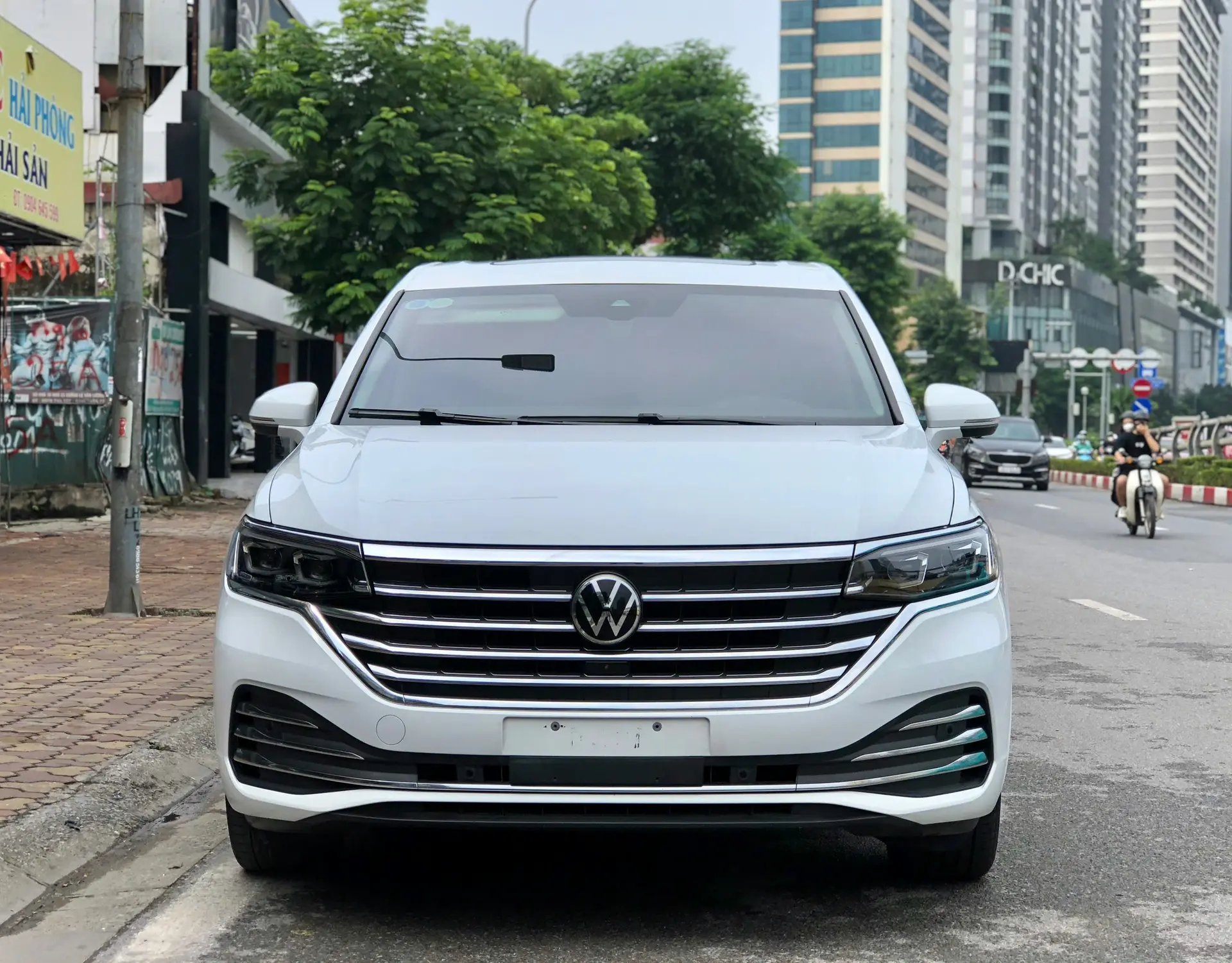 Hình ảnh xe Volkswagen Viloran Luxury 2024- 51.000km