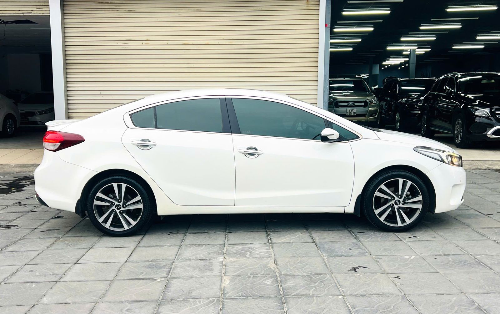 Hình ảnh xe Kia Cerato 2.0 Premium 2017