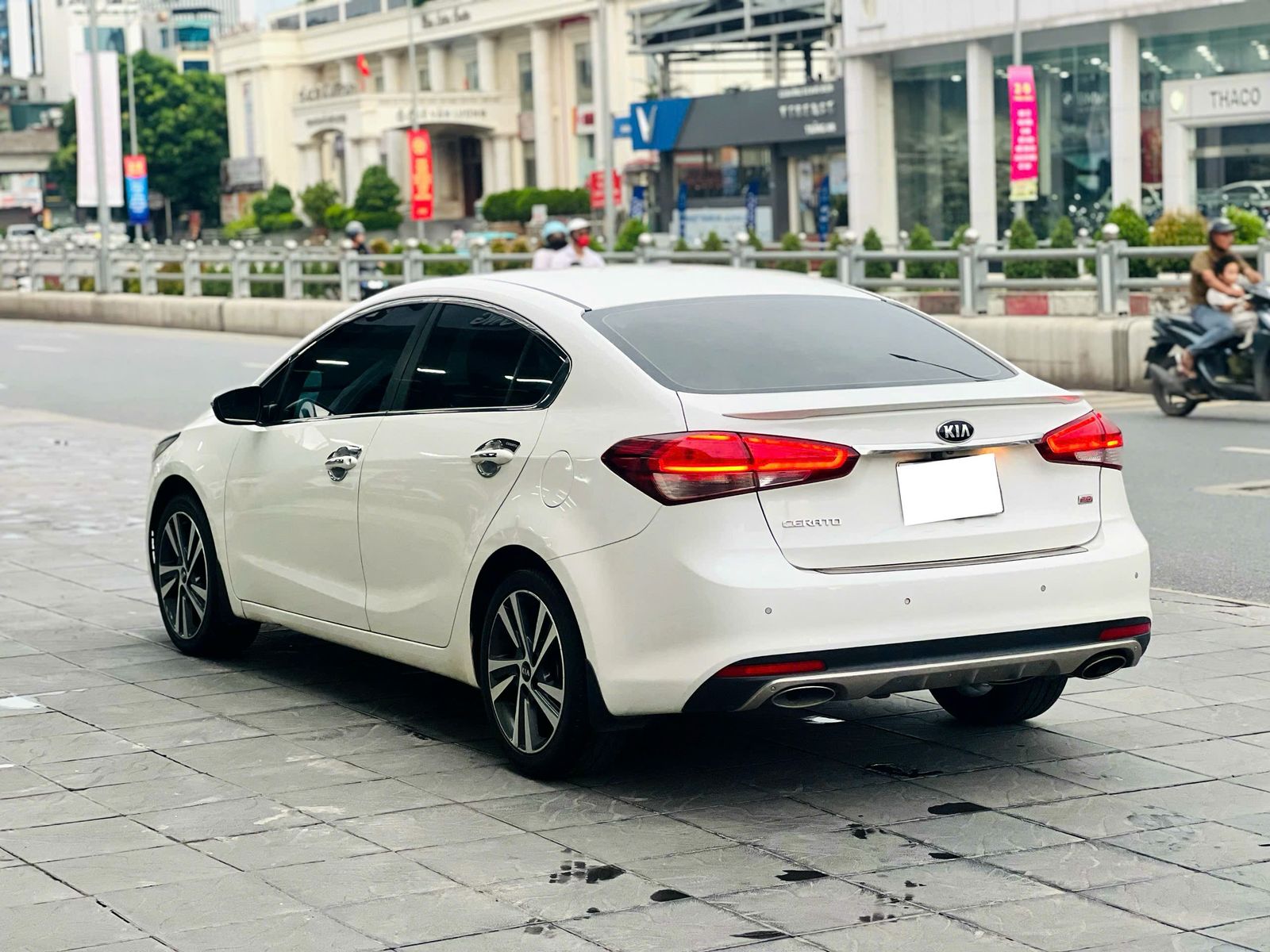 Hình ảnh xe Kia Cerato 2.0 Premium 2017