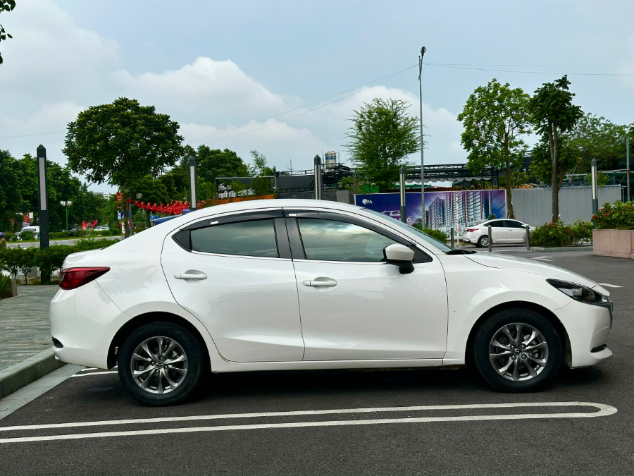 Hình ảnh xe Mazda 2 AT sản xuất 2020