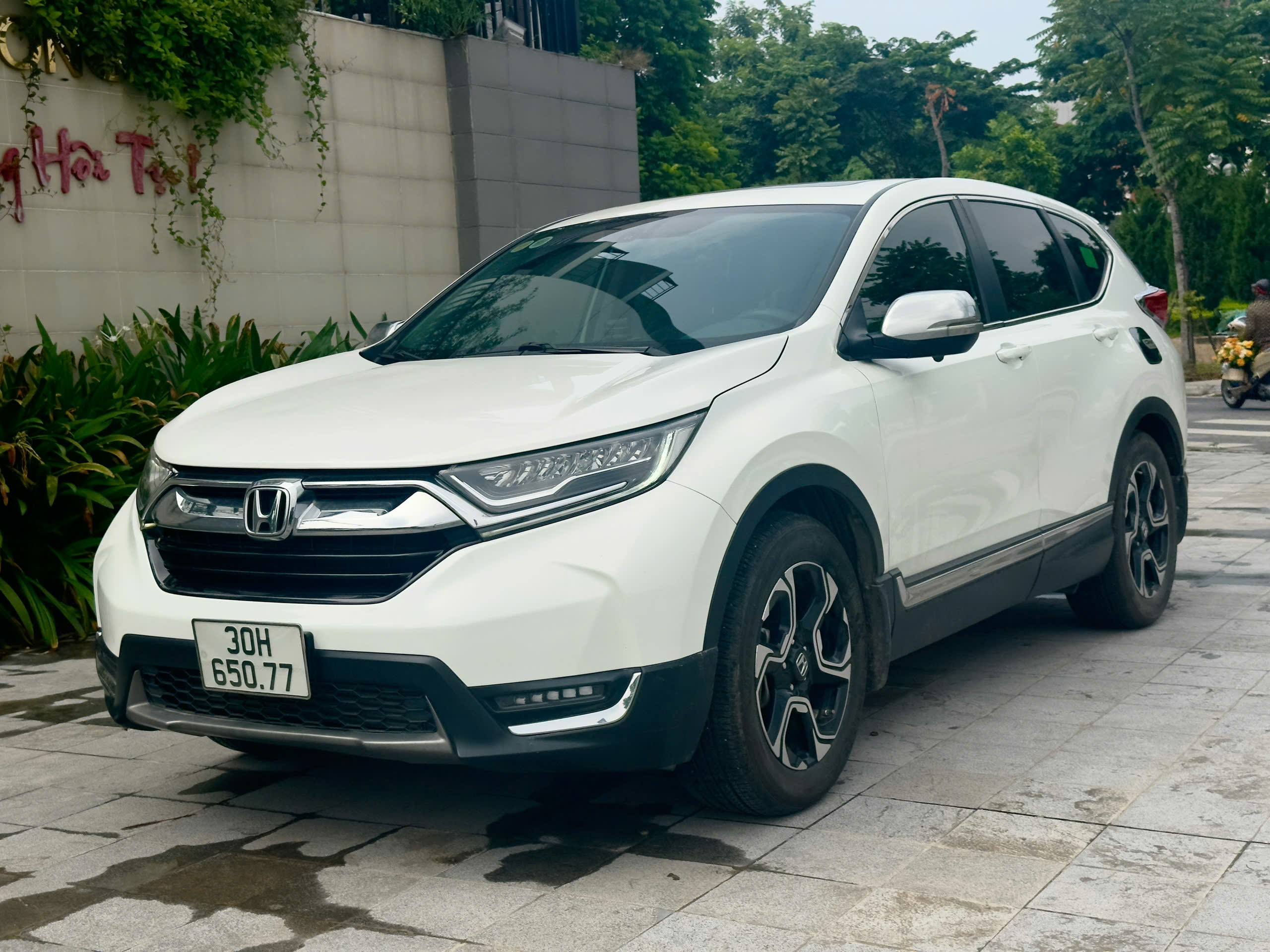 Hình ảnh xe Honda CRV nhập khẩu sản xuất 2019 bản L