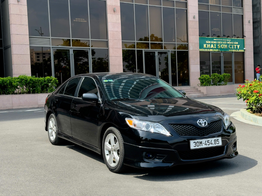 Hình ảnh xe Toyota Camrry SE nhập Mỹ Máy 2.5