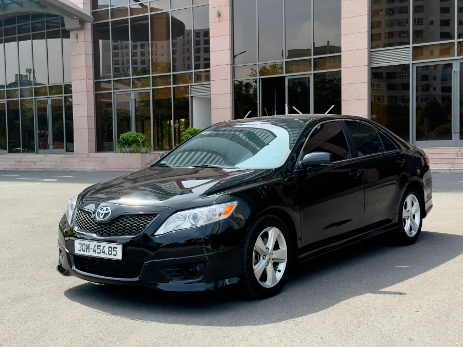 Hình ảnh xe Toyota Camrry SE nhập Mỹ Máy 2.5