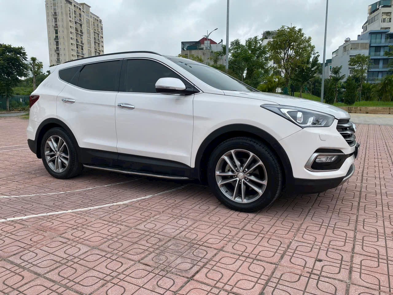 Hình ảnh xe Hyundai Santafe 2 cầu bản full Xăng 2018