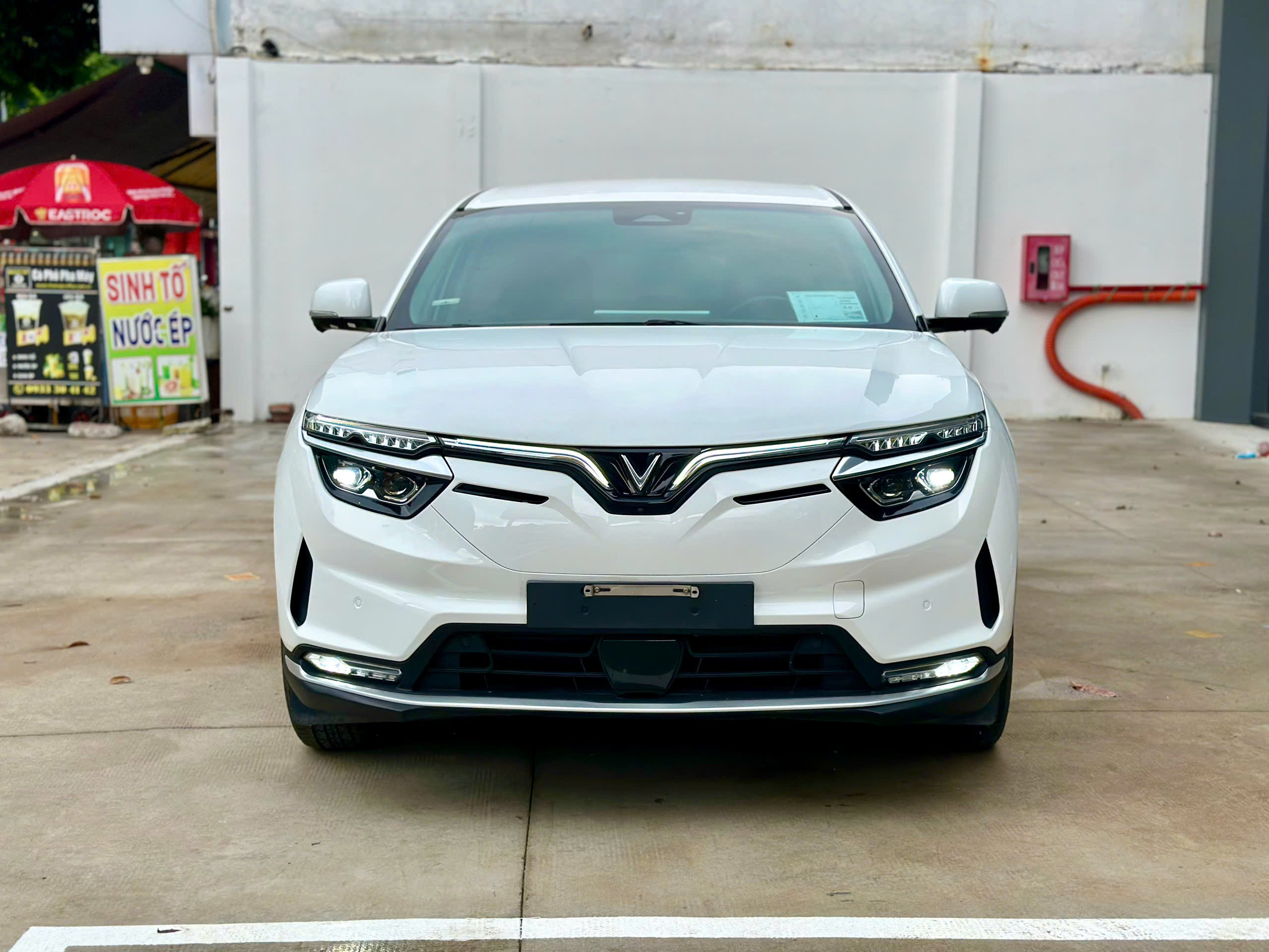 Hình ảnh xe VINFAST VF8 2023 - 46.000KM